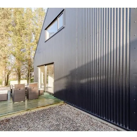 בית נופש The Boat Shed,